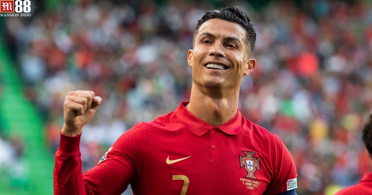 Kleberson: Cristiano Ronaldo Sẽ Không Dừng Lại Trước Khi Giành Được Cúp Thế Giới